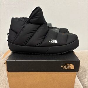 The North Face ThermoBall Traction Booties Kids' NWB Black/White Size 7
